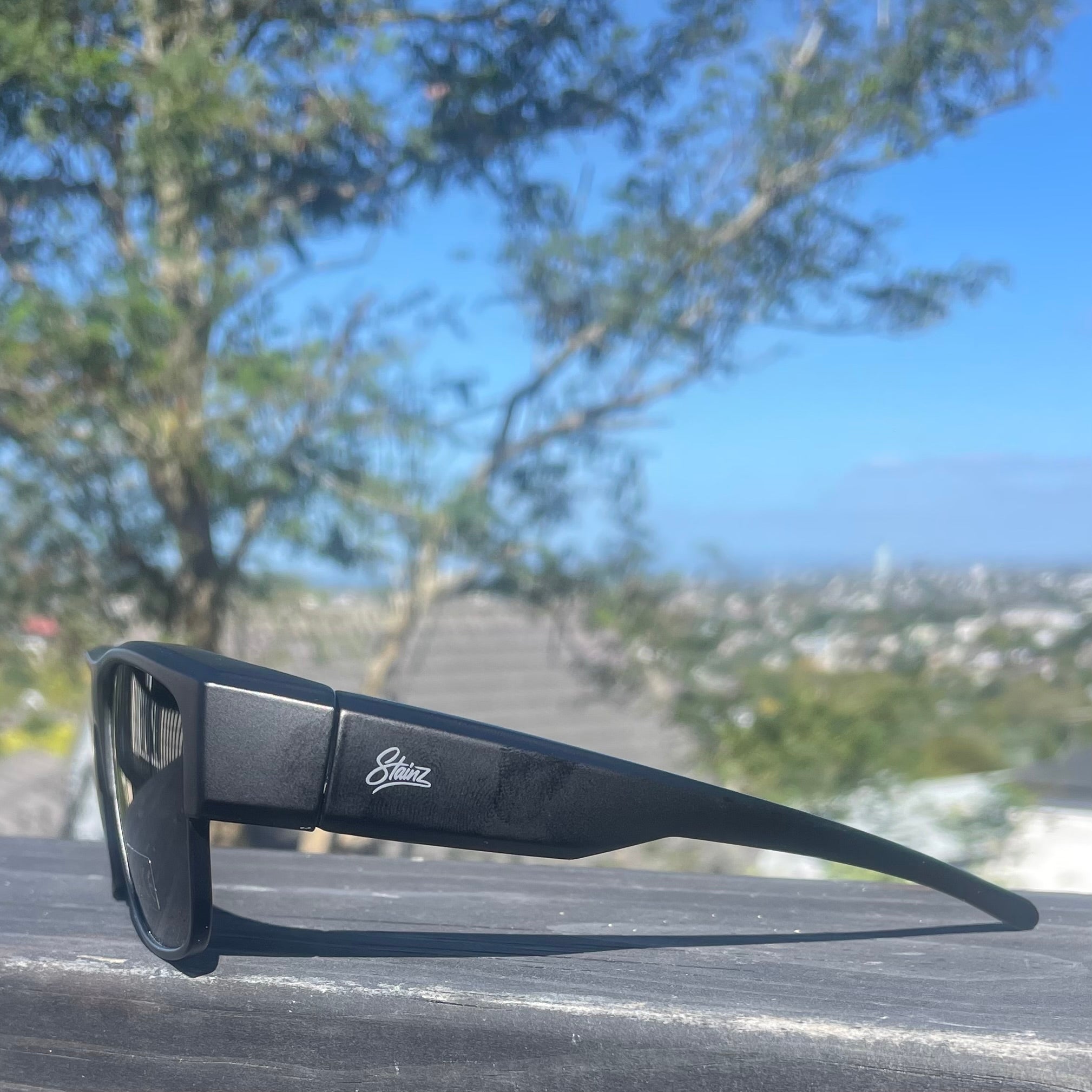STAINZ –  (Fit-Over Sunglasses)